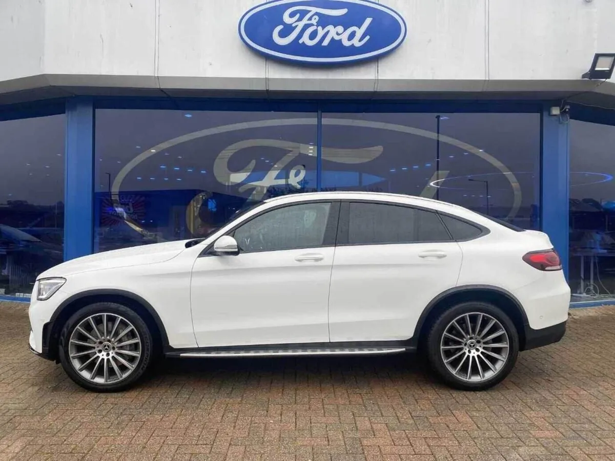 Mercedes-Benz GLC AMG Line - Image 4