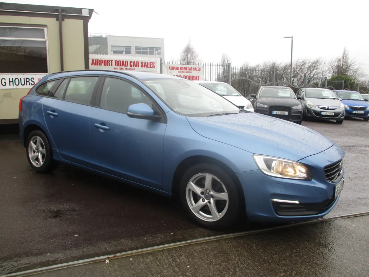 Volvo V60 2016 ESTATE AUTOMATIC. - Image 1