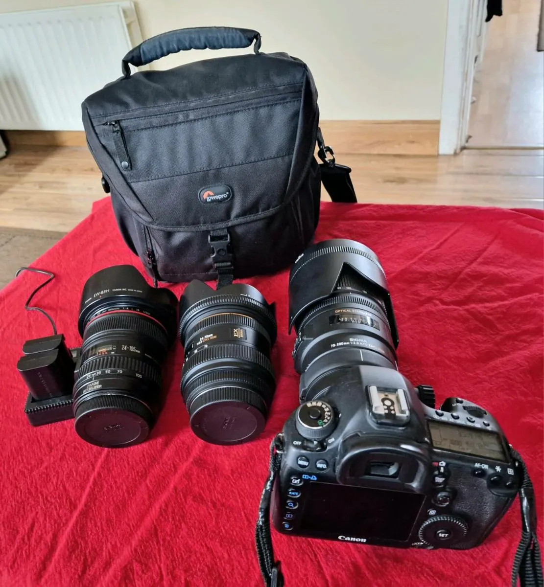Canon 5D iii + Lenses as a job lot - Image 1