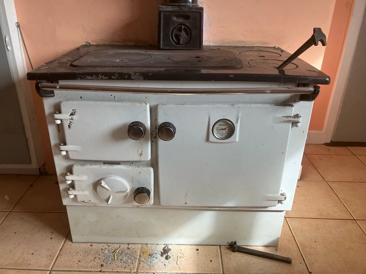 Stanley range for sale in Co. Galway for €250 on DoneDeal