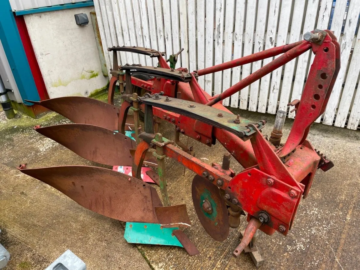 Kverneland 3 Furrow Plough for sale in Co. Donegal for €undefined on ...