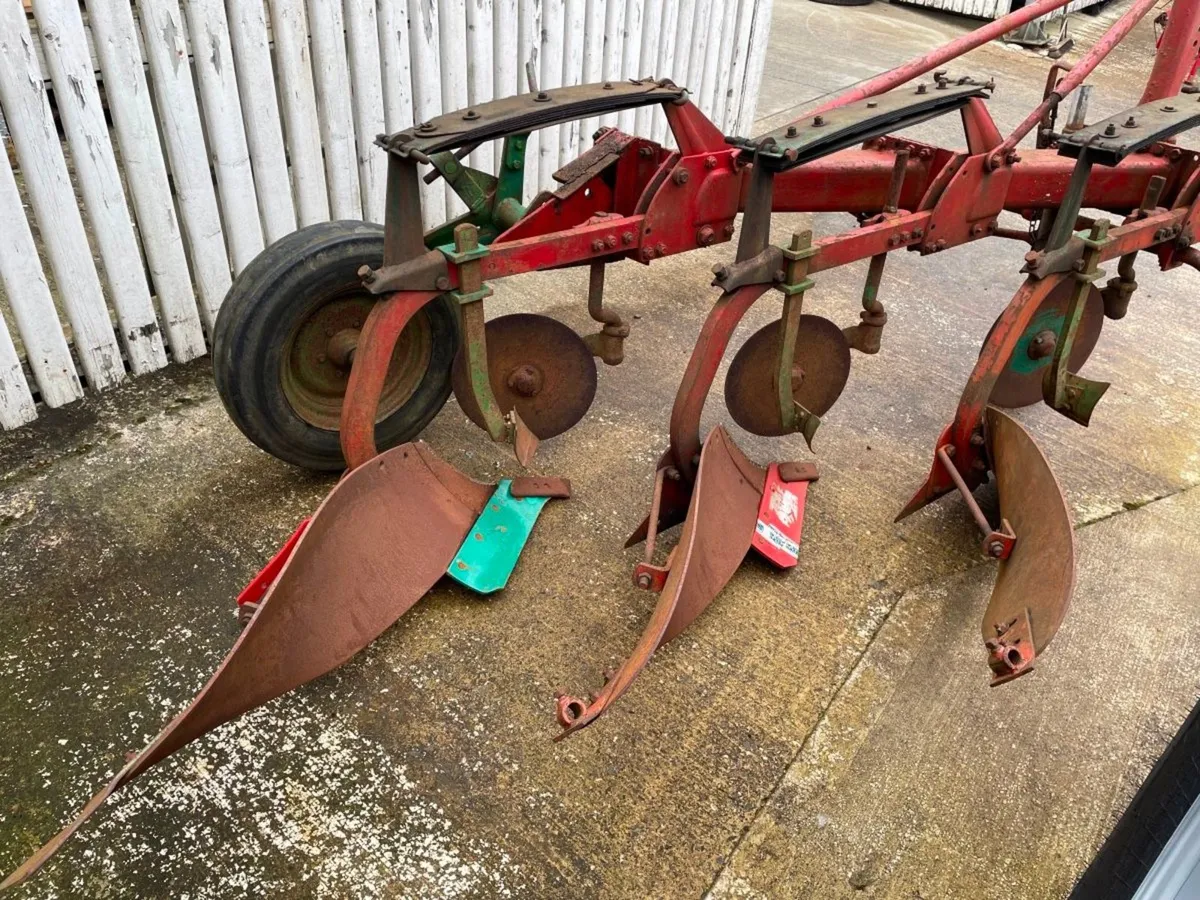 Kverneland 3 Furrow Plough for sale in Co. Donegal for €undefined on ...