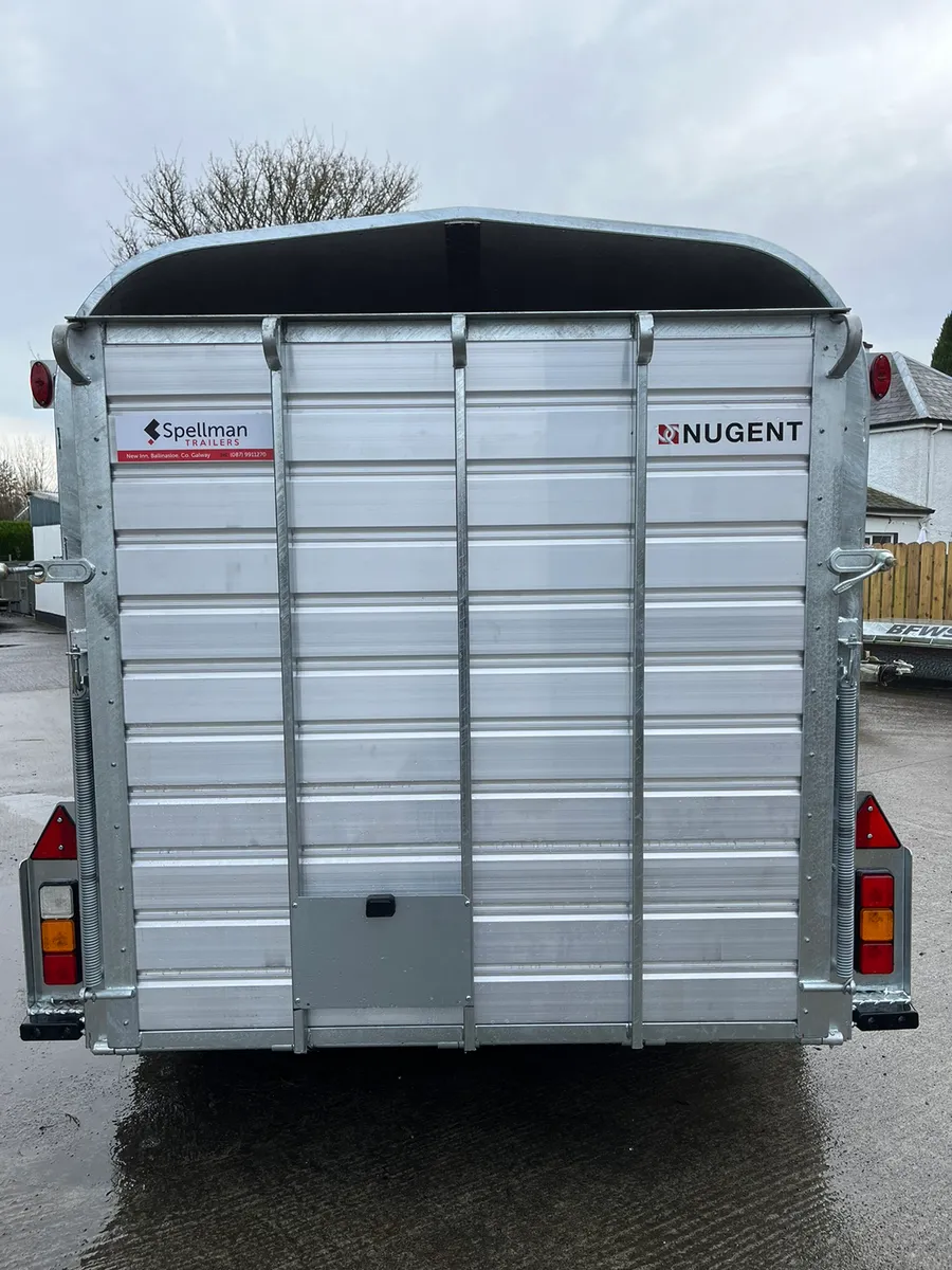 Nugent livestock trailer - Image 2