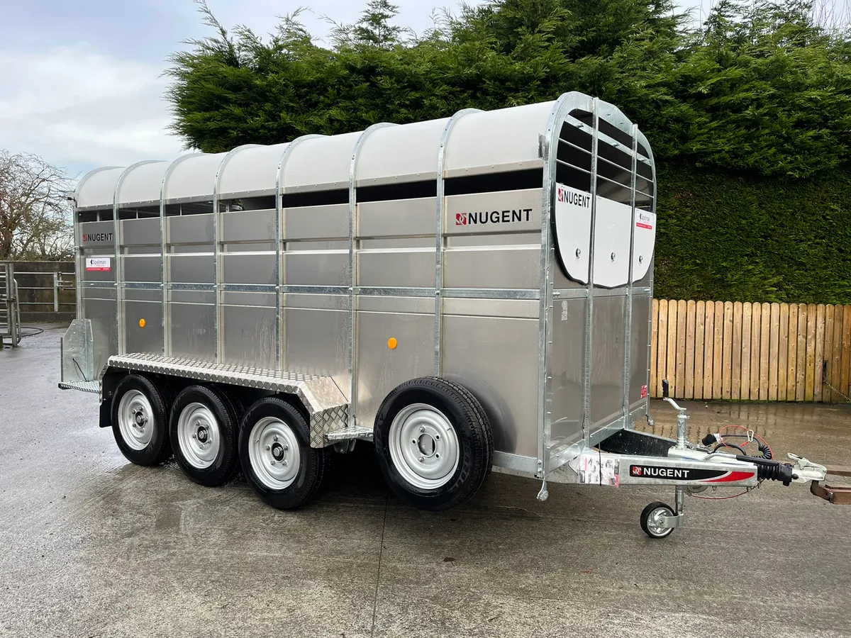 Nugent livestock trailer - Image 3