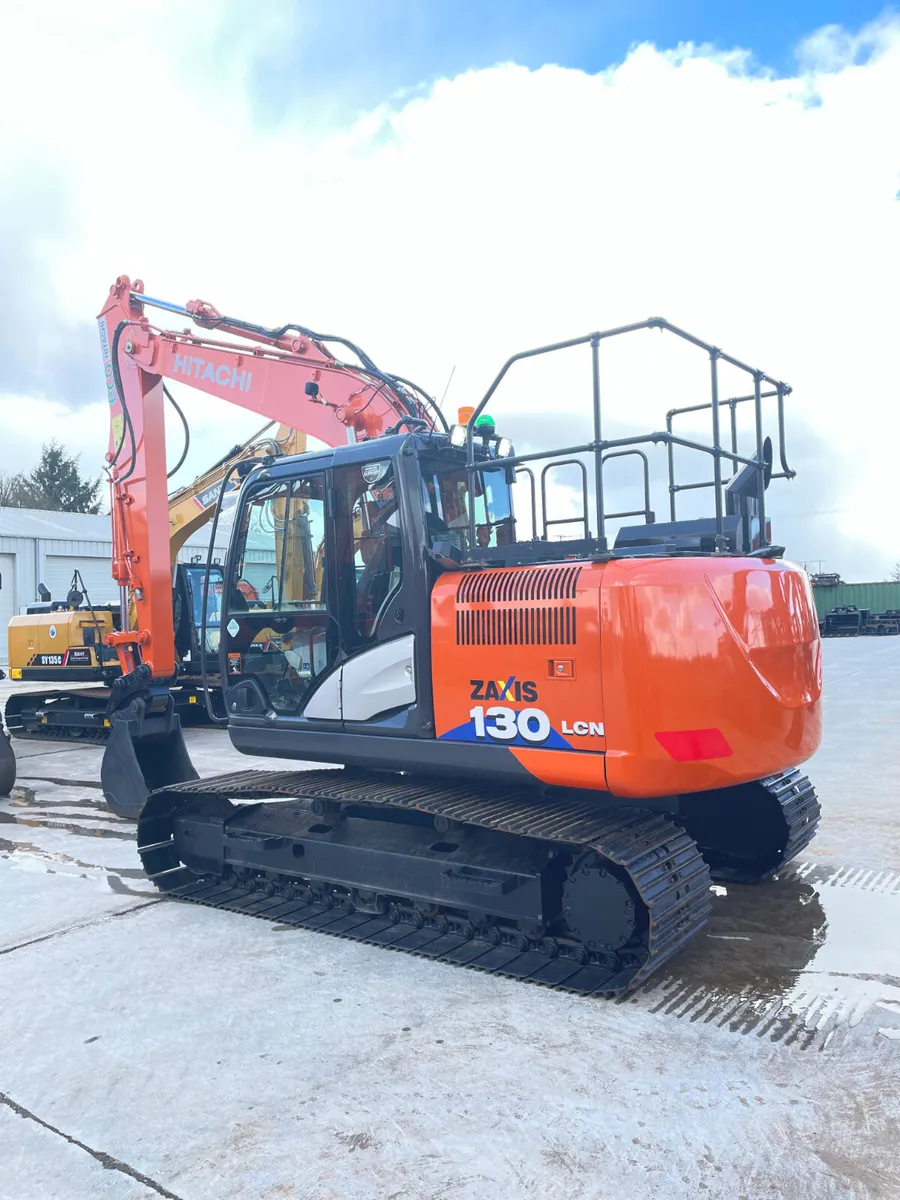 HITACHI ZX130-6 - Image 4