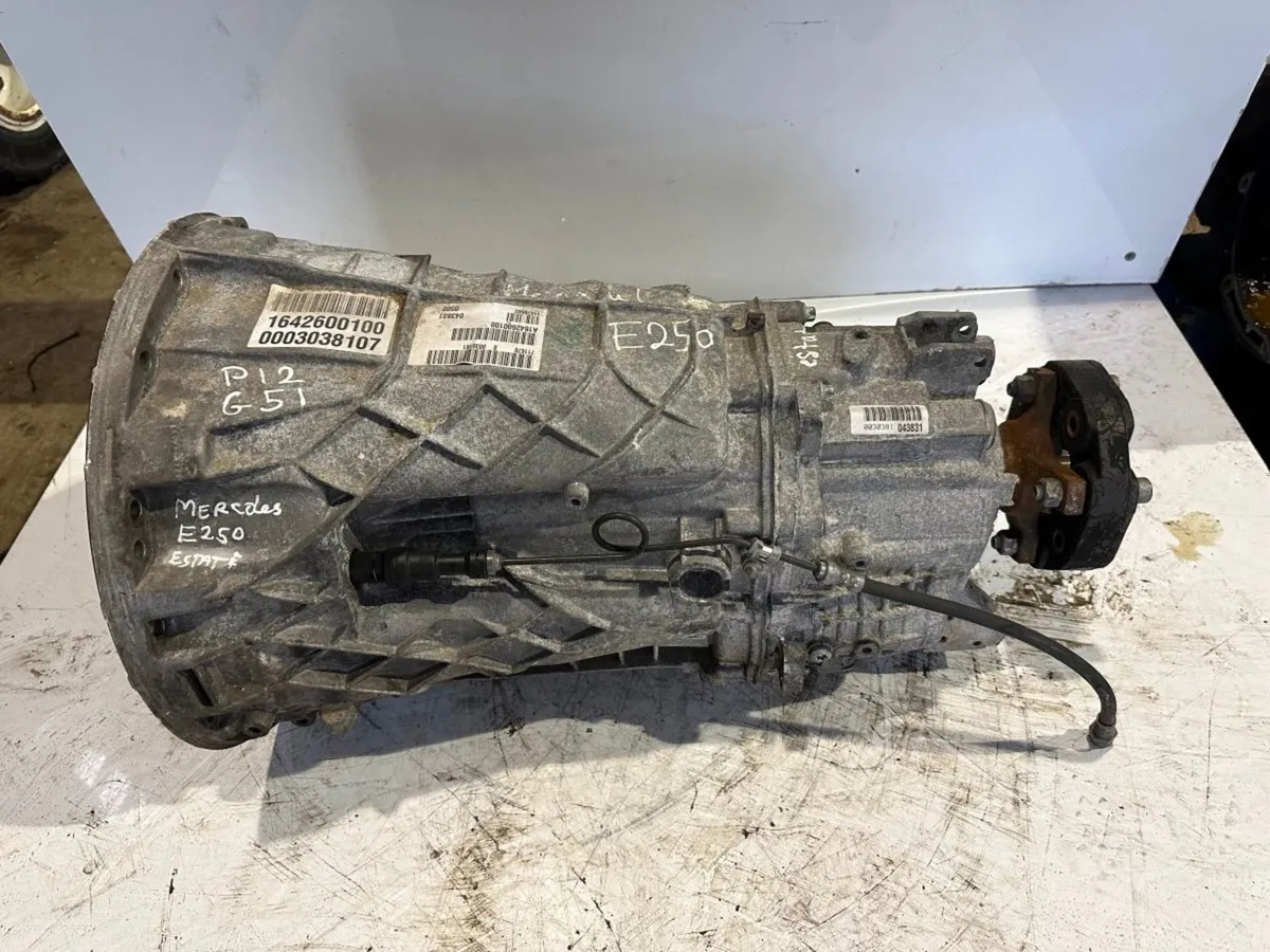 2013 MERCEDES E250 ...MANUAL GEARBOX...P12G51 - Image 1