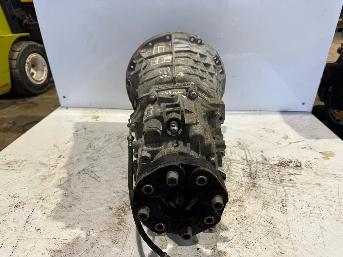 2013 MERCEDES E250 ...MANUAL GEARBOX...P12G51 - Image 3