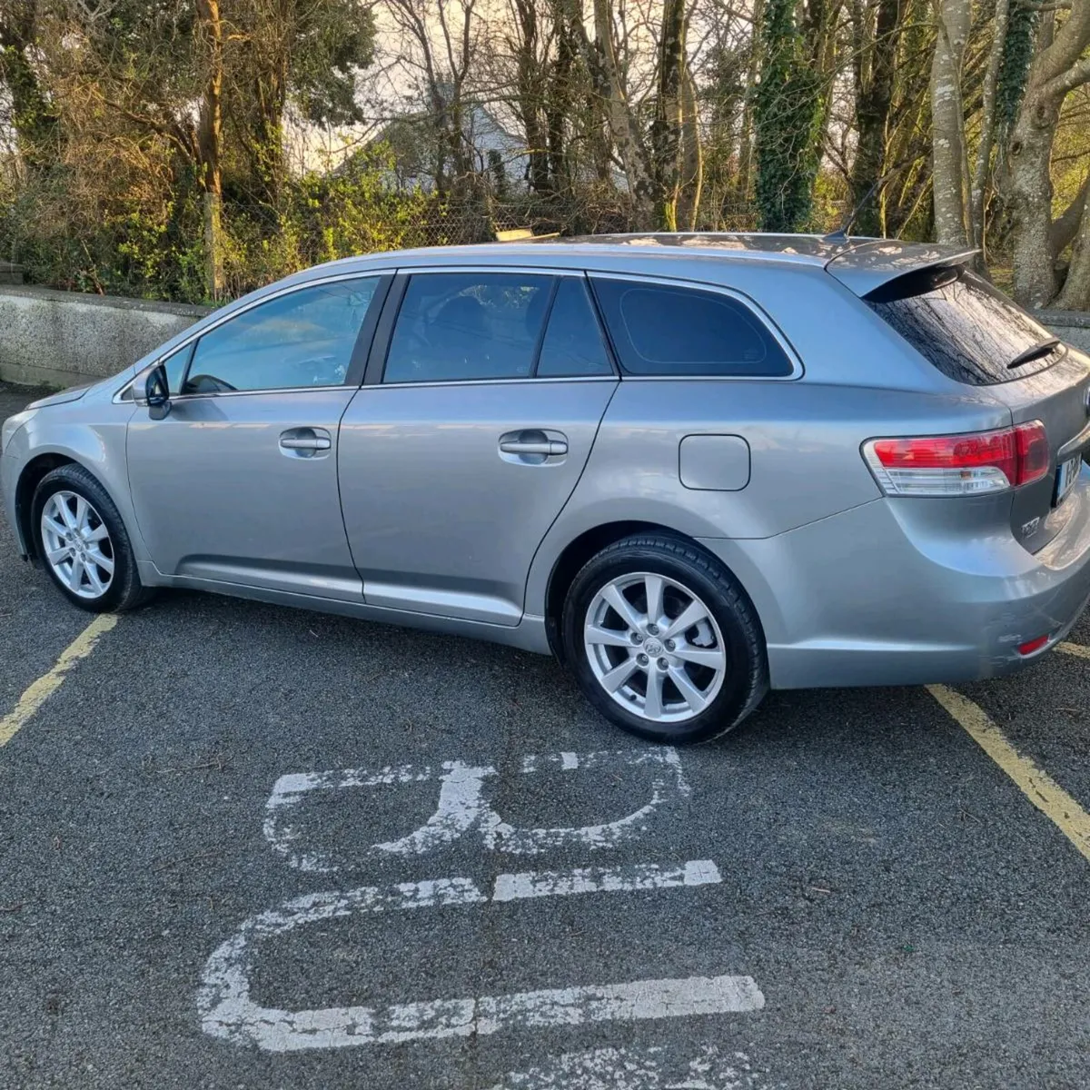 Toyota avensis estate - new nct 05/25 - Image 1