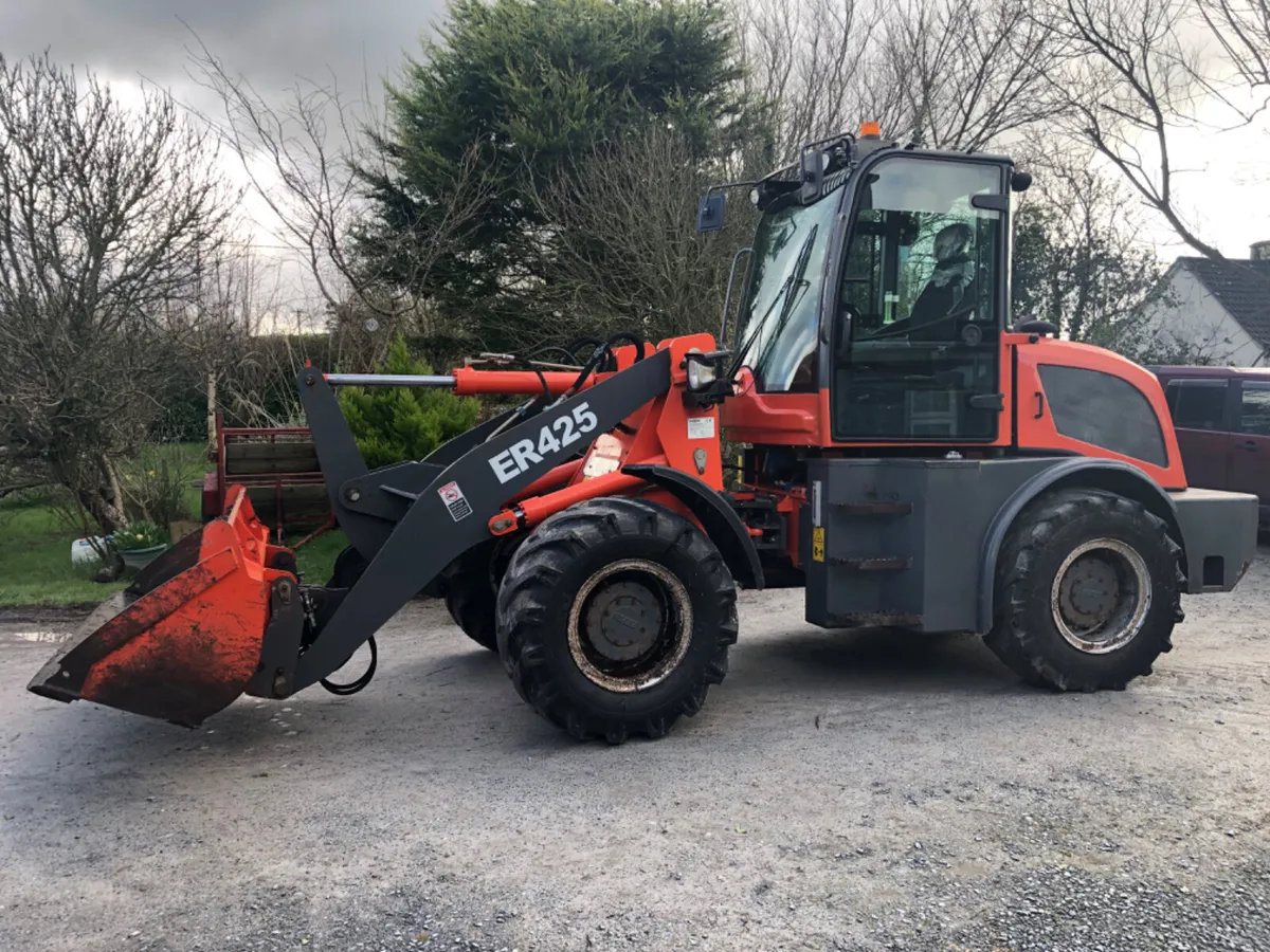 Tractor - Image 2