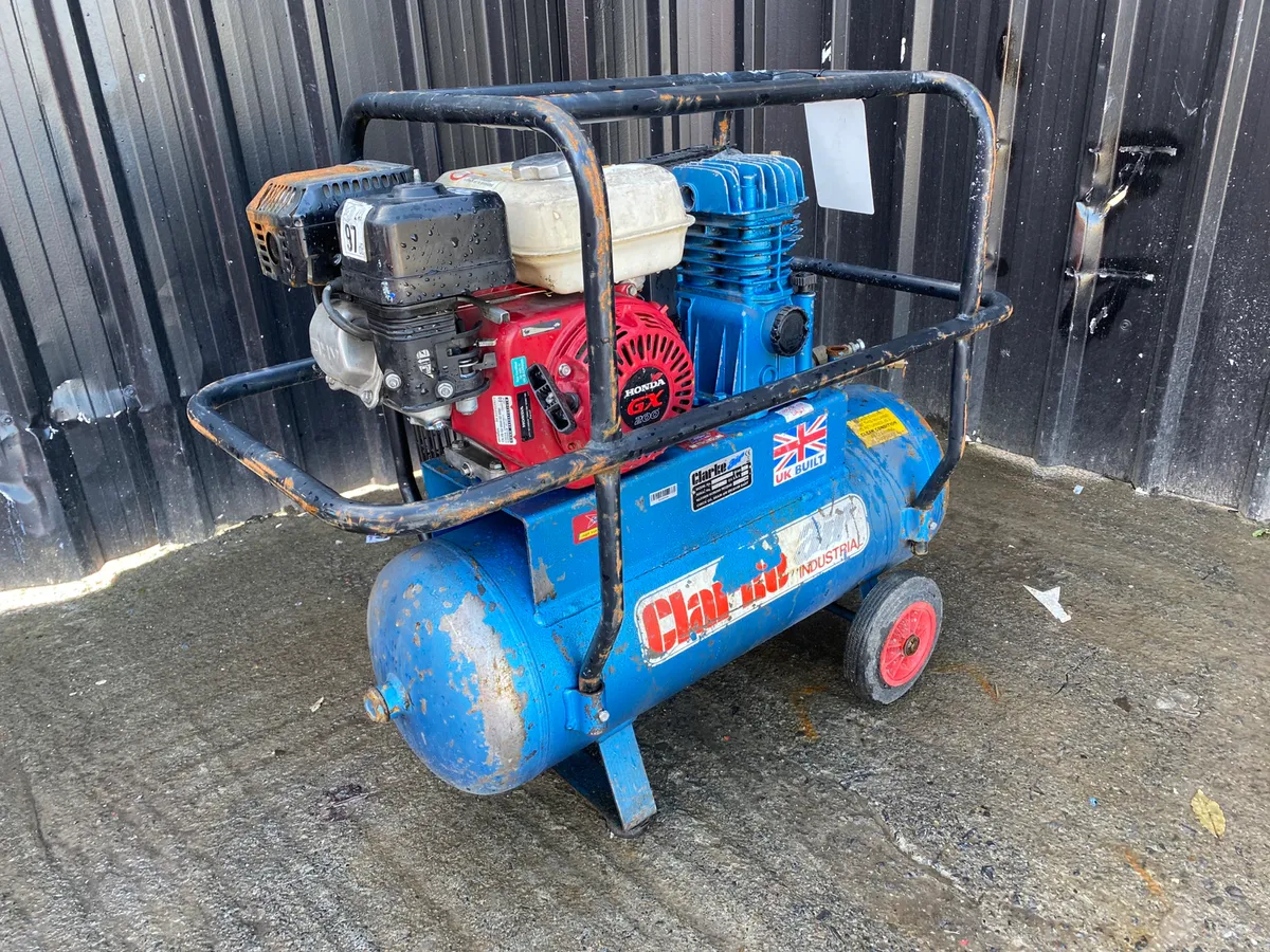 Clarke Honda GX200 Compressor - Image 2