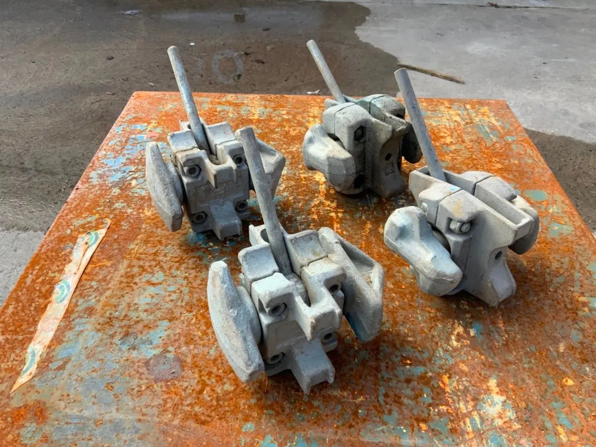 TWISTLOCK CONTAINER STACKING PINS. for sale in Co. Louth for €150 on