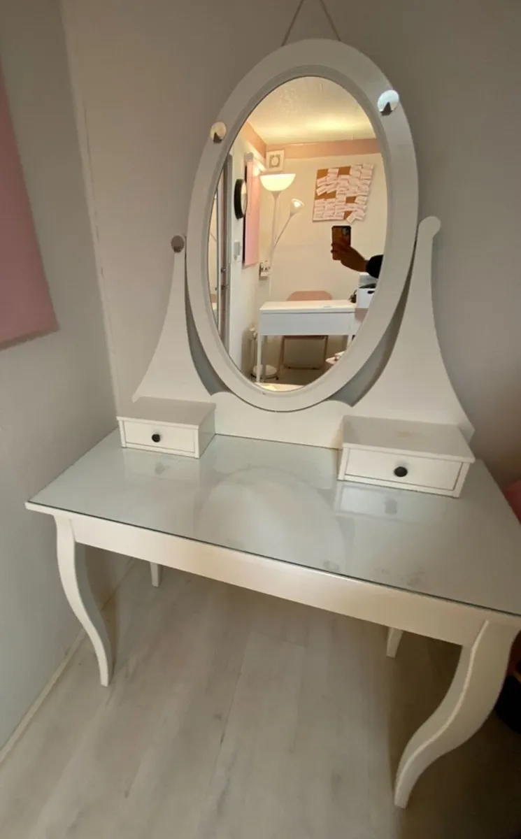 Dressing Table with chair
