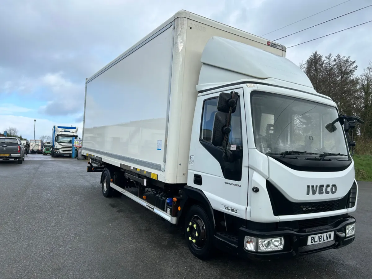 2018 iveco 75e16 7.5 ton 24ft furniture box - Image 3