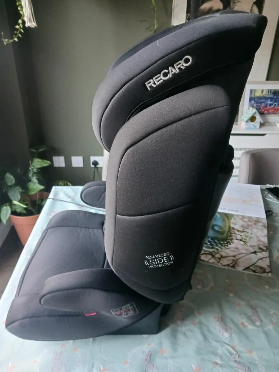 Recaro Child Seat ages 3.5 12 for sale in Co. Dublin for €60 on DoneDeal