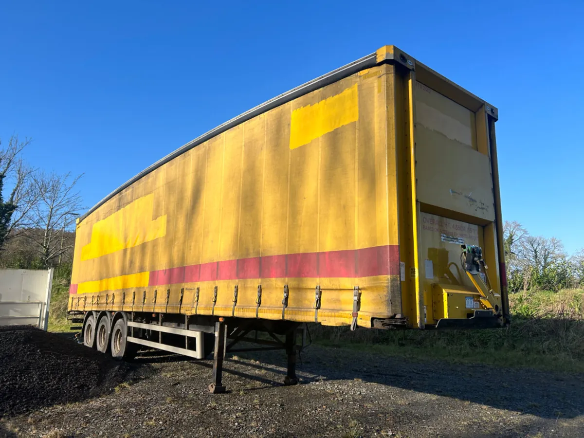 2012 sdc 45ft Curtainsider 4.6m drum brakes