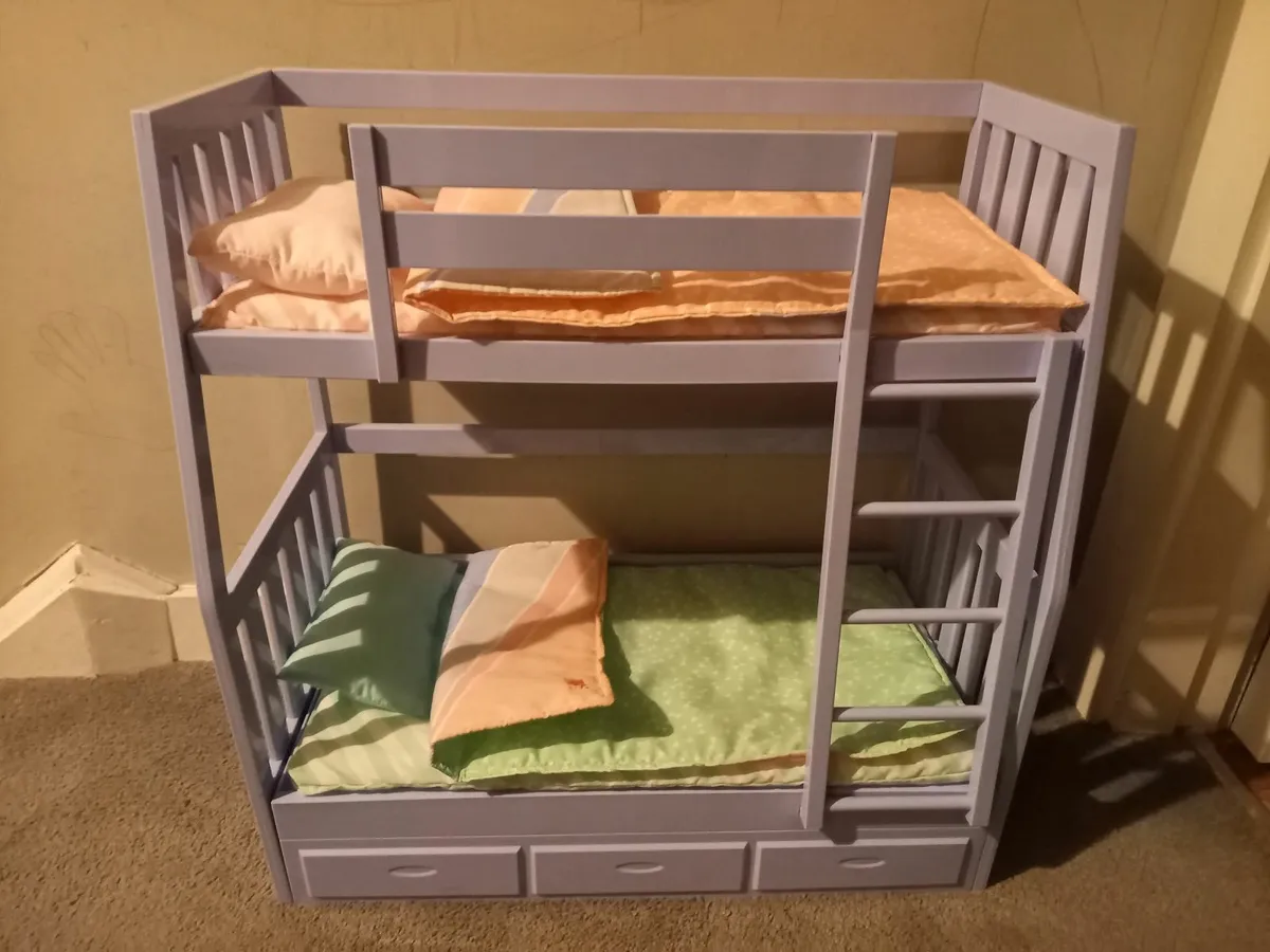 Generational doll bunk bed