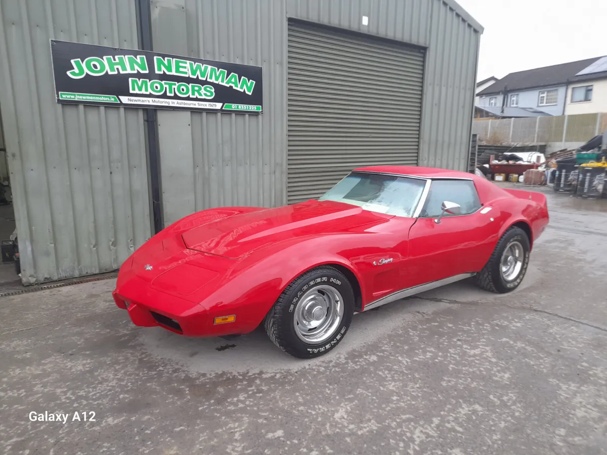 Chevrolet Corvette stingray  1975 - Image 1