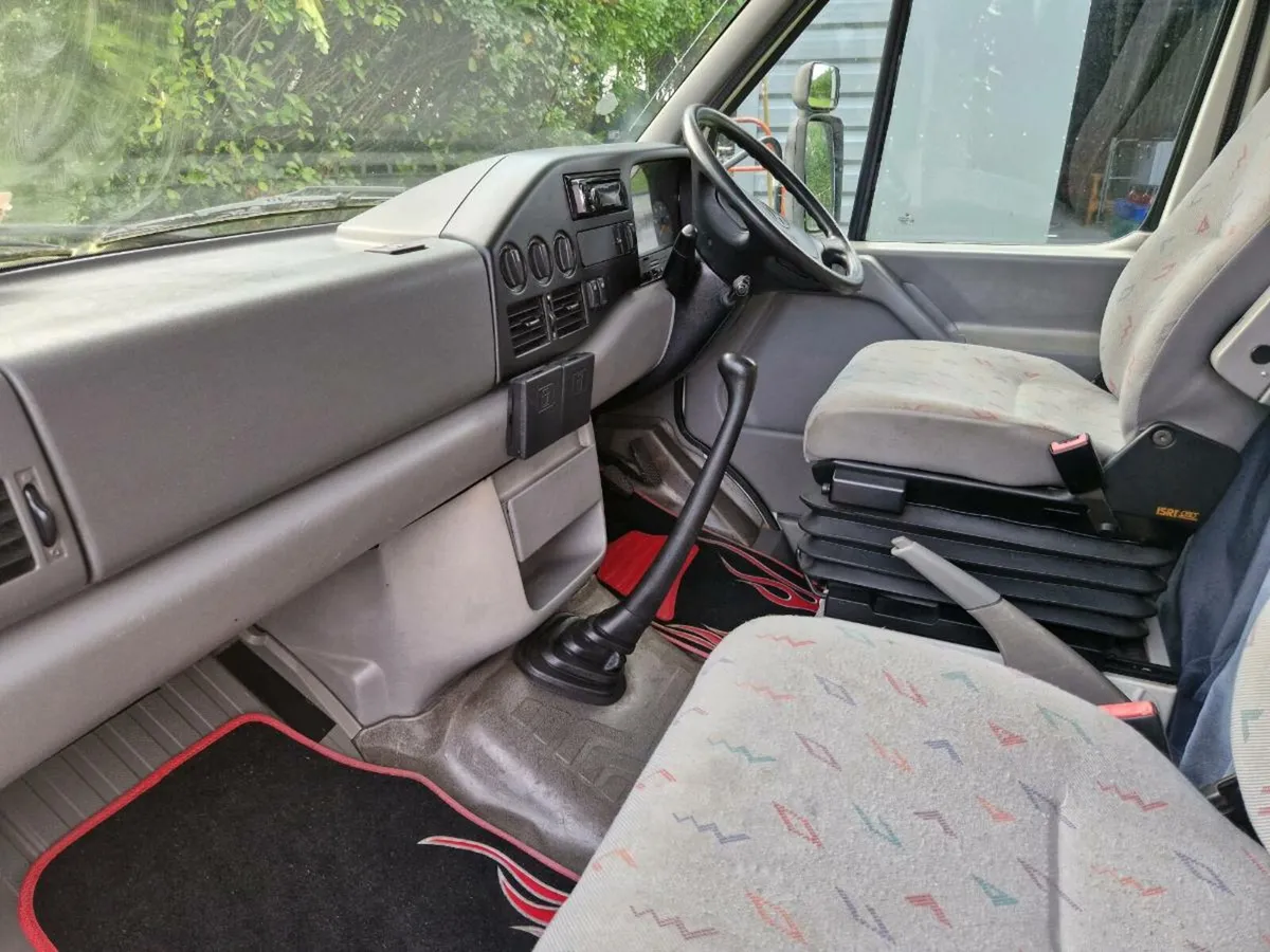 2001 VW Crafter Camper 6 erth - Image 3
