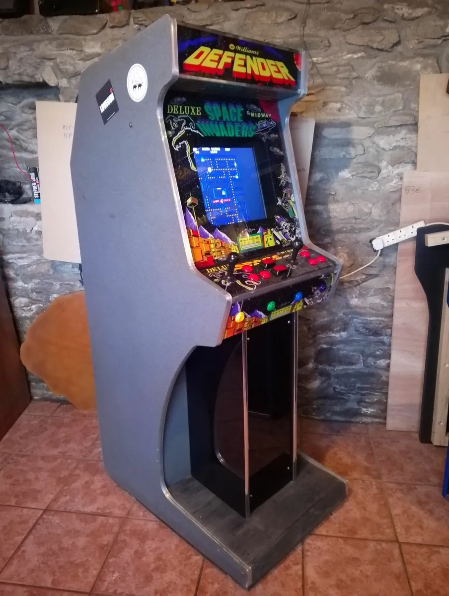 Arcade Cabinet Origional - Image 1