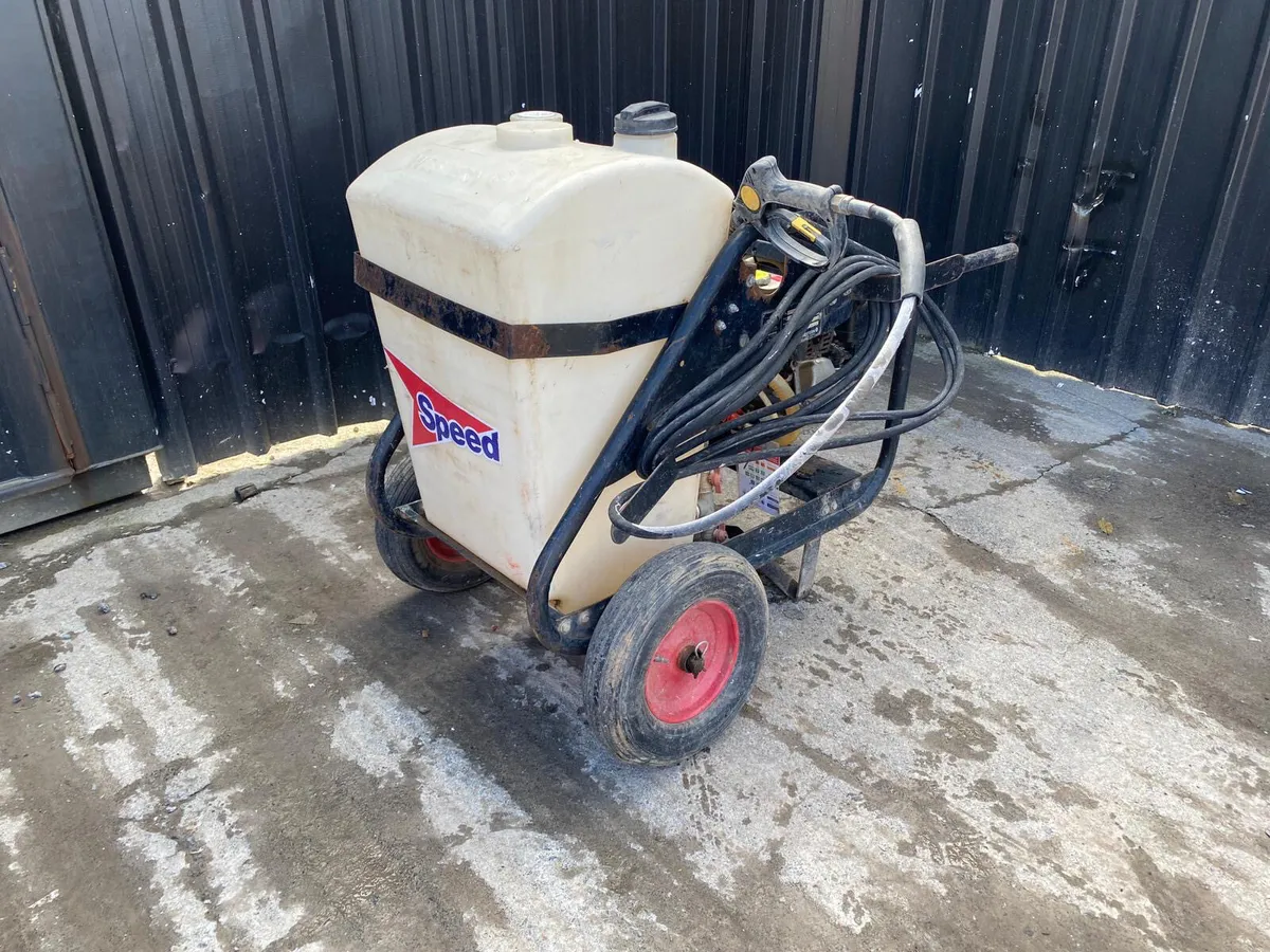 Choice of 2 Western PT105 Power Washers - Image 2