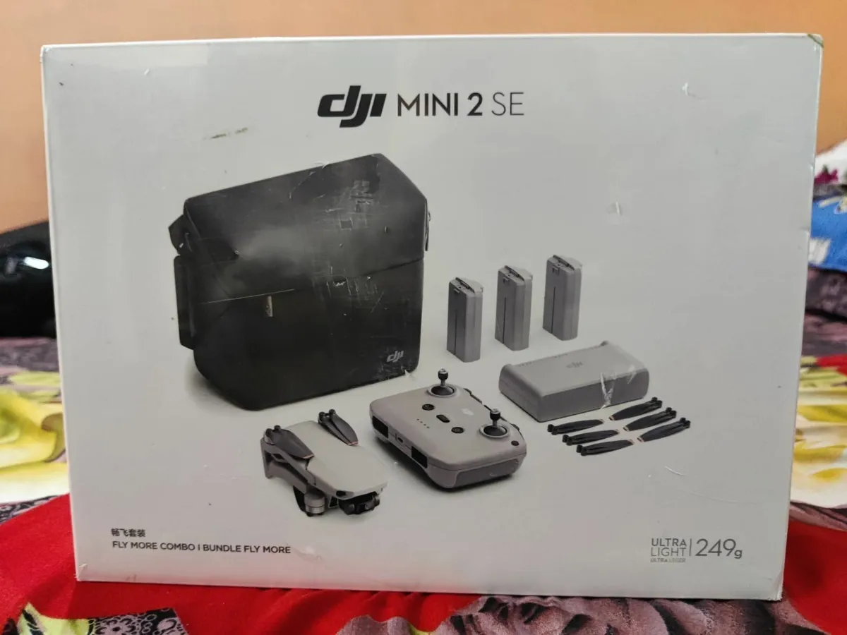 DJI Mini 2 SE Drone Fly More [See Description*] - Image 1