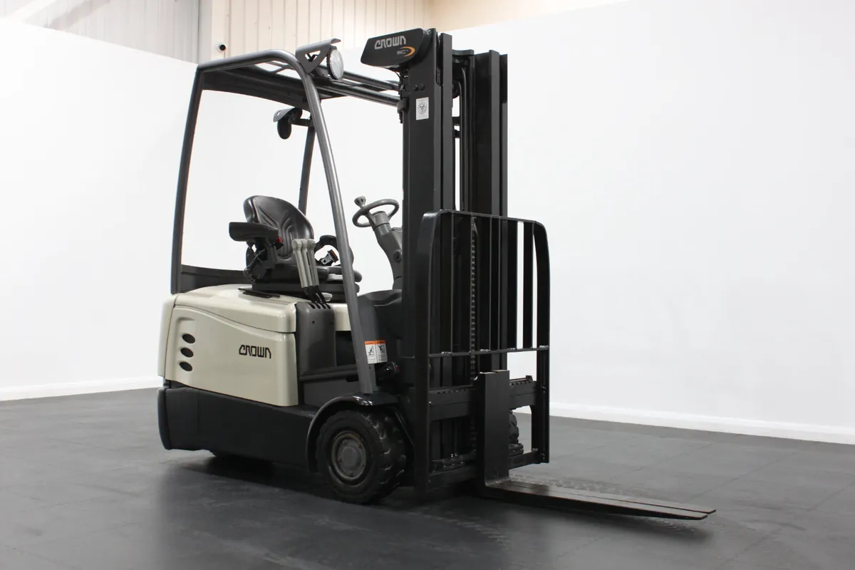 Crown 1.6T SCT 6020 Twin Wheel Electric 2017 - Image 3