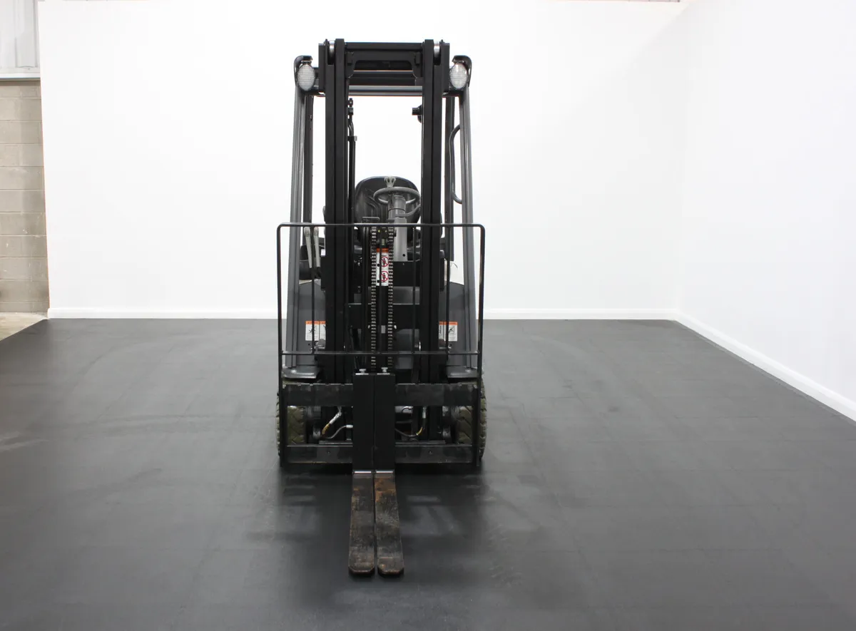 Crown 1.6T SCT 6020 Twin Wheel Electric 2015 - Image 4