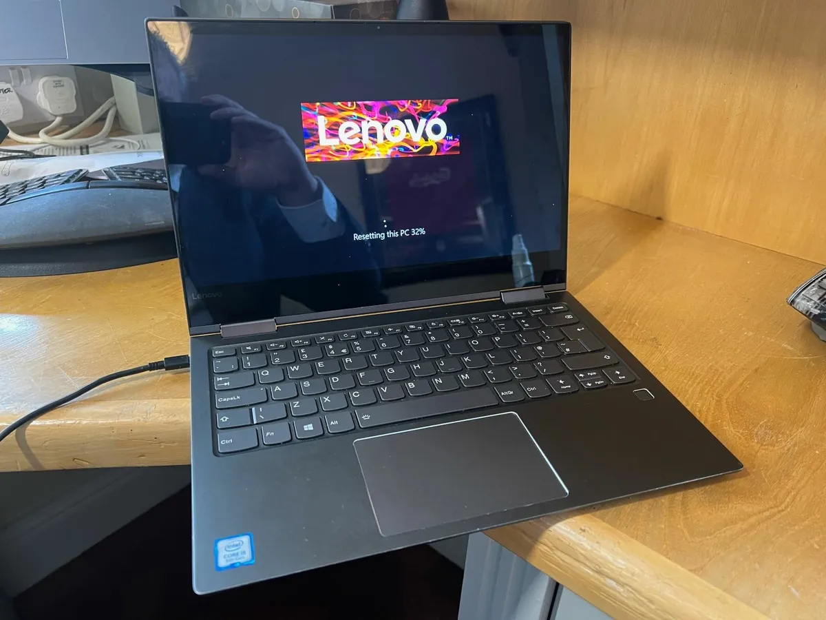 Lenovo Yoga | 8GB RAM | Perfect shape | hi spec