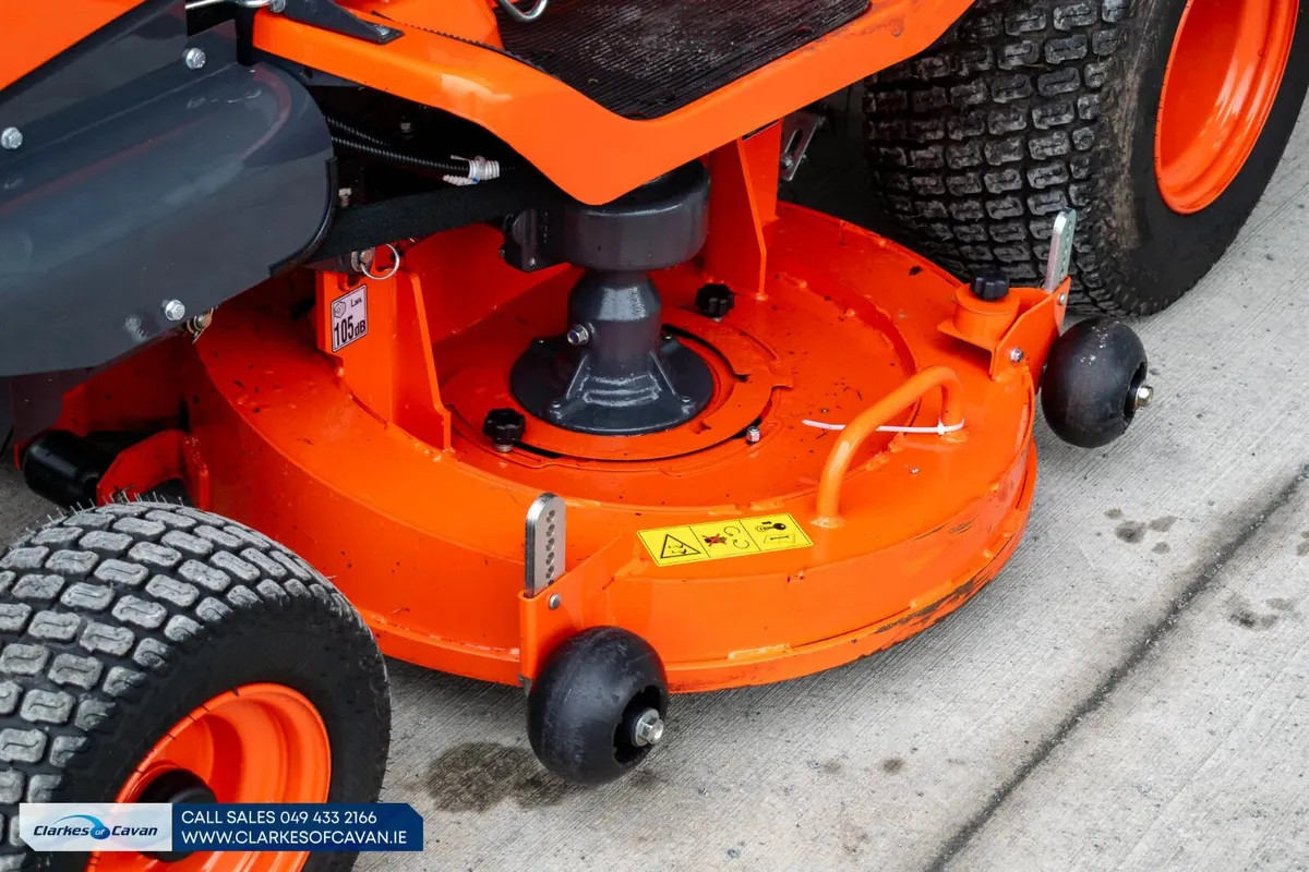 2023 Kubota G261LD Lawnmower - Image 3