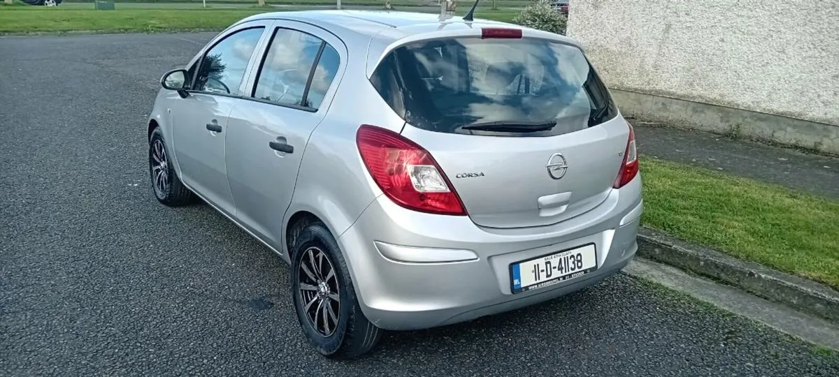 OPEL CORSA 1.2 NCT AND TAX 2011
