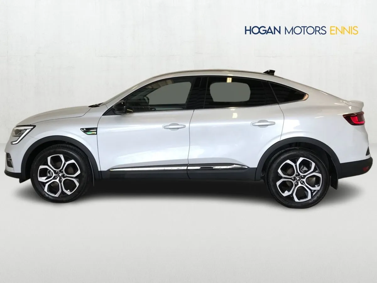 Renault Arkana E-tech Hybrid 145 Auto Techno - Image 4