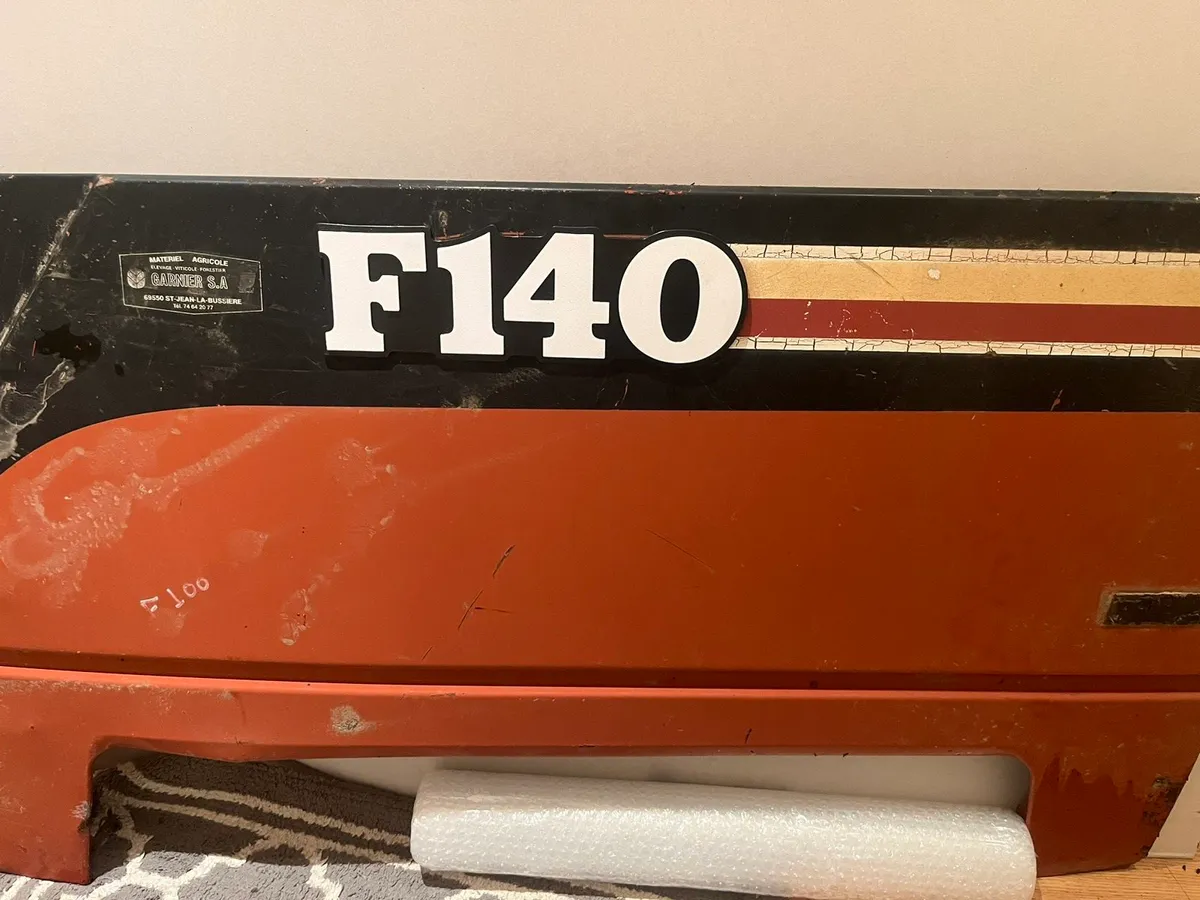 Fiat F130/140 Badge Kits