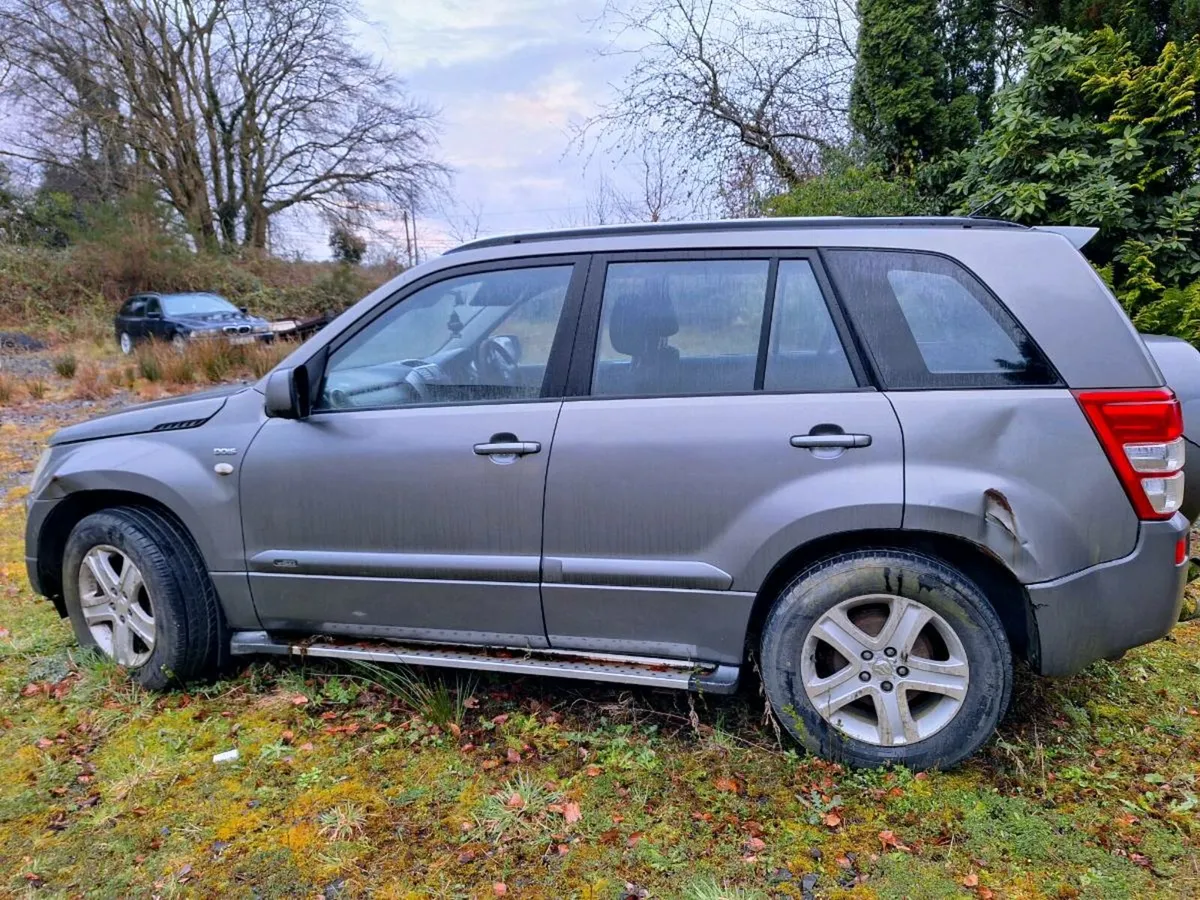 *BREAKING* Suzuki Grand Vitara - Image 3