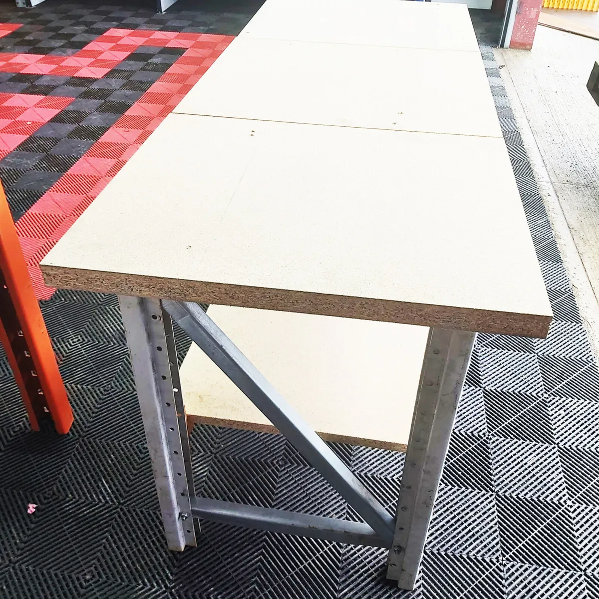 Work bench - Image 3