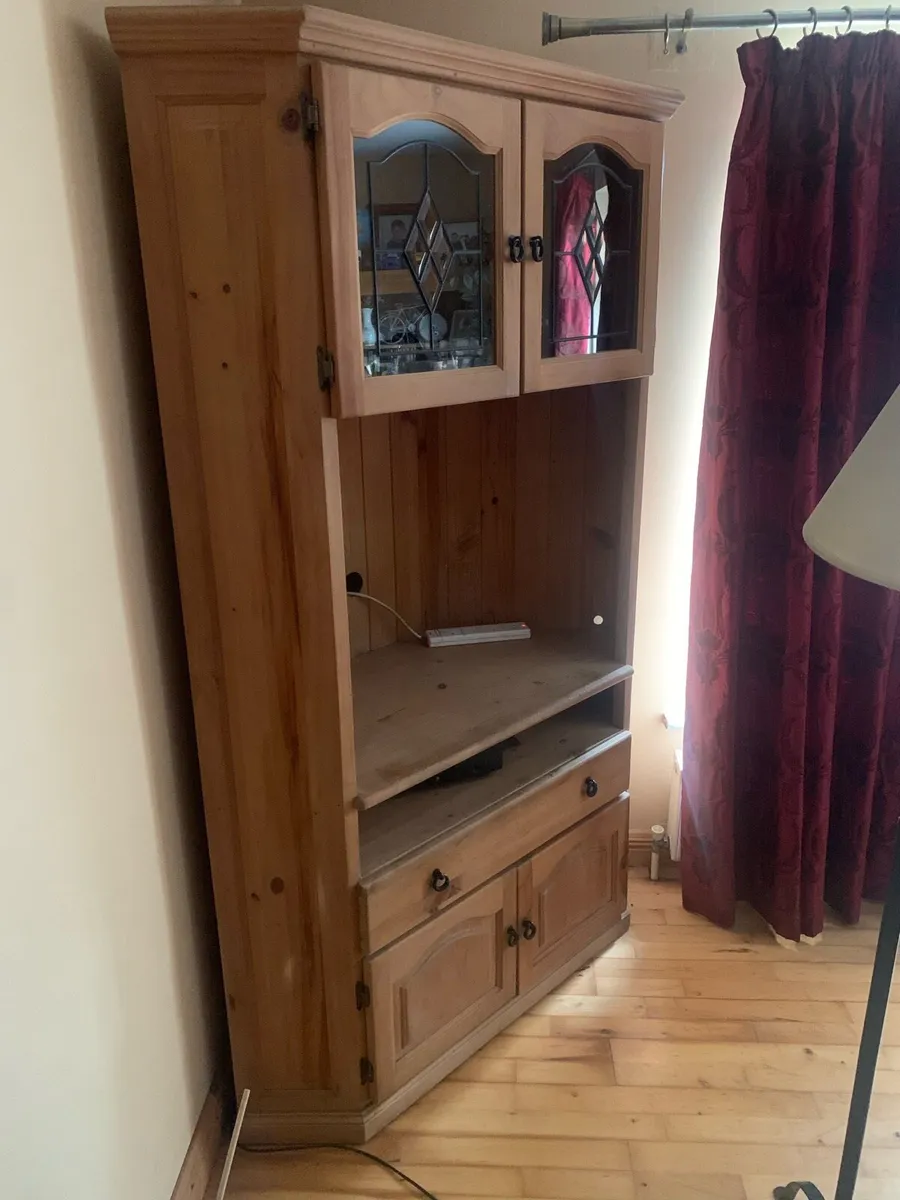 Tv corner unit for sale in Co. Galway for €50 on DoneDeal