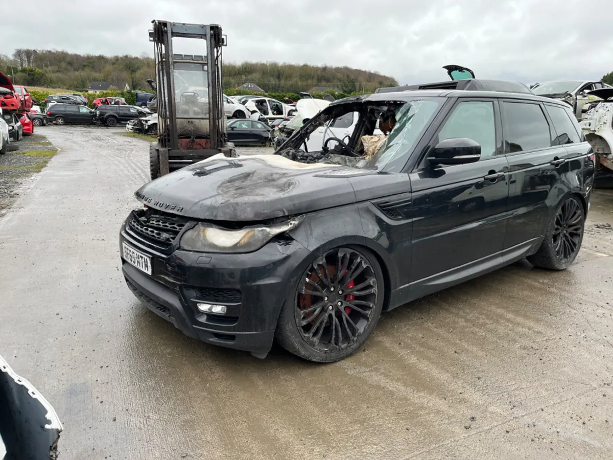 2016 Range Rover sport 3.0 - Image 4