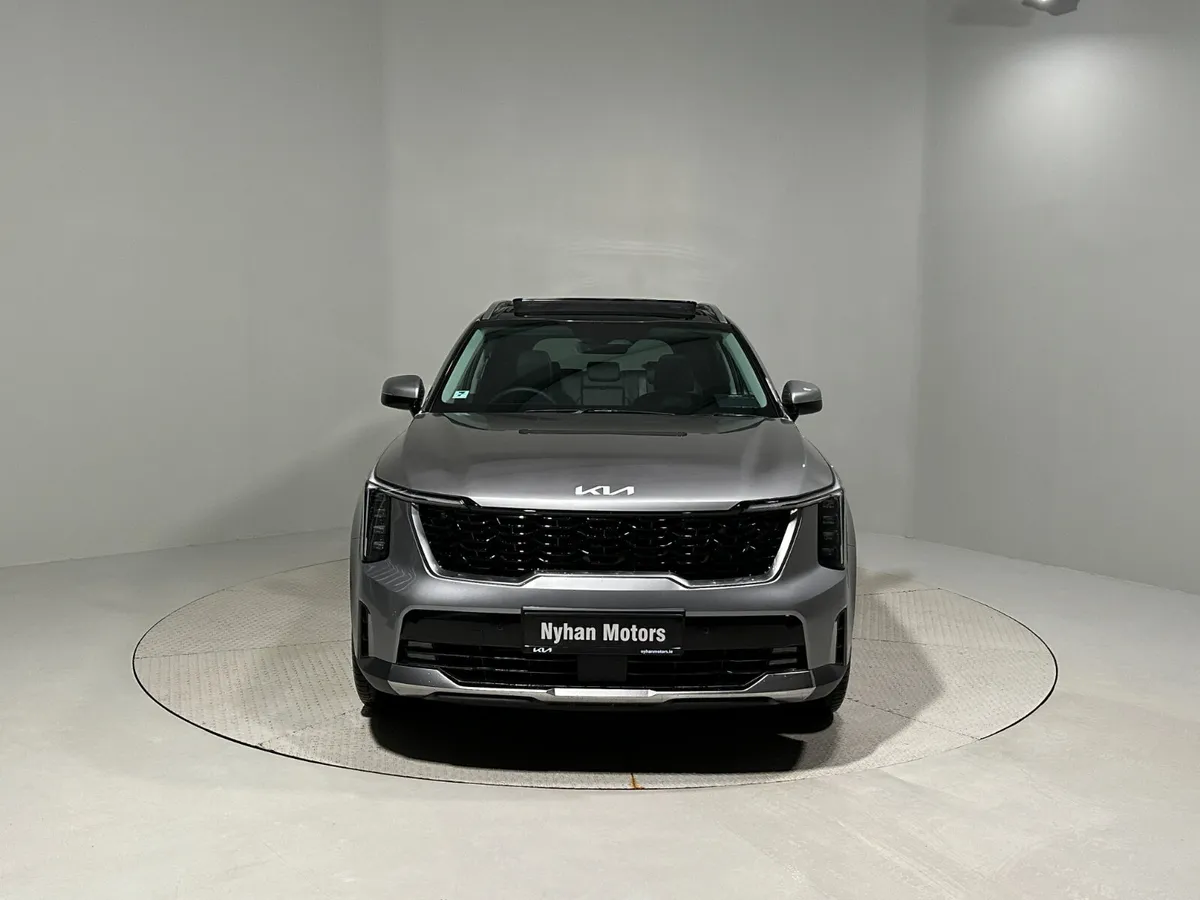 Kia Sorento PE 2.2 Crdi 200BHP Auto - Image 3