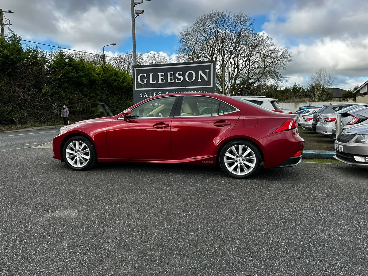 2015 Lexus IS300 H Executive Hybrid - Image 2