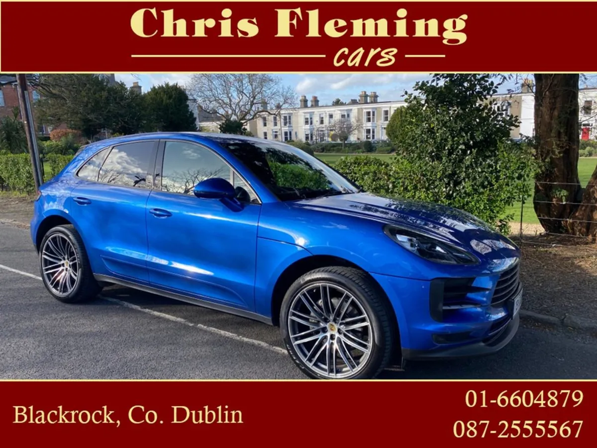Porsche Macan 2.0 5DR Auto  panoramic SUN Roof - Image 1
