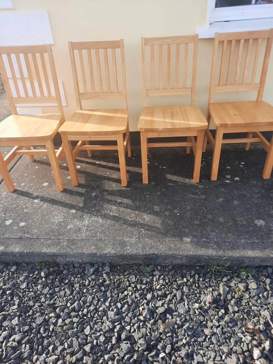 Donedeal kitchen store chairs