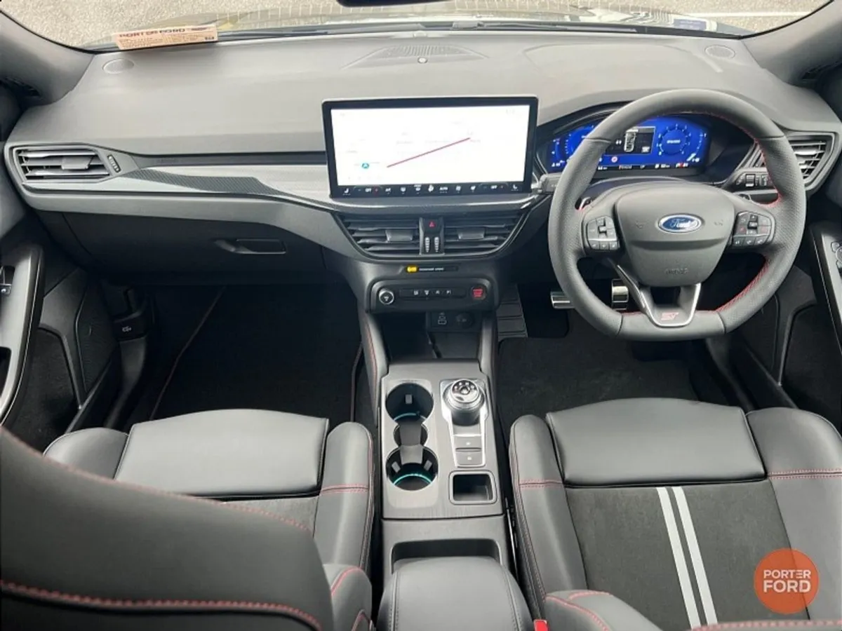 Ford Focus 2.3 Ecoboost ST 280PS - Image 2