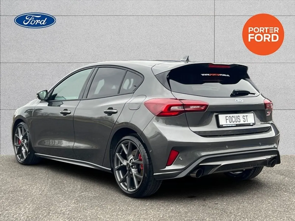 Ford Focus 2.3 Ecoboost ST 280PS - Image 3