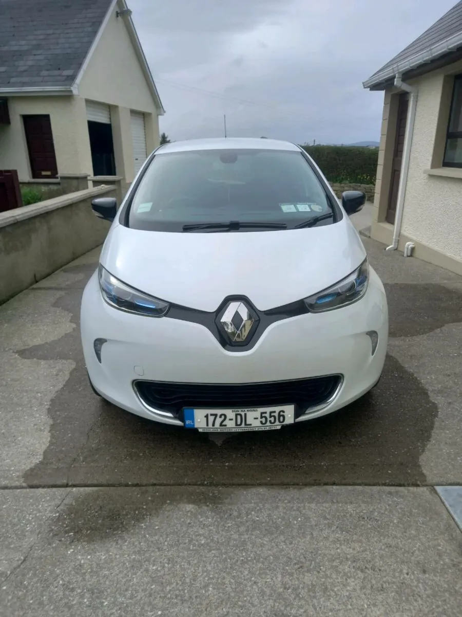 Renault Zoe  (EV)