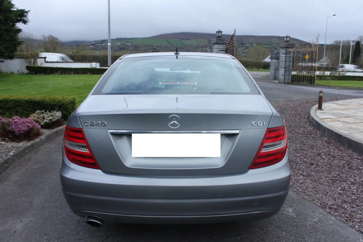 Mercedes-Benz C220 CDI, 2014 - Image 2