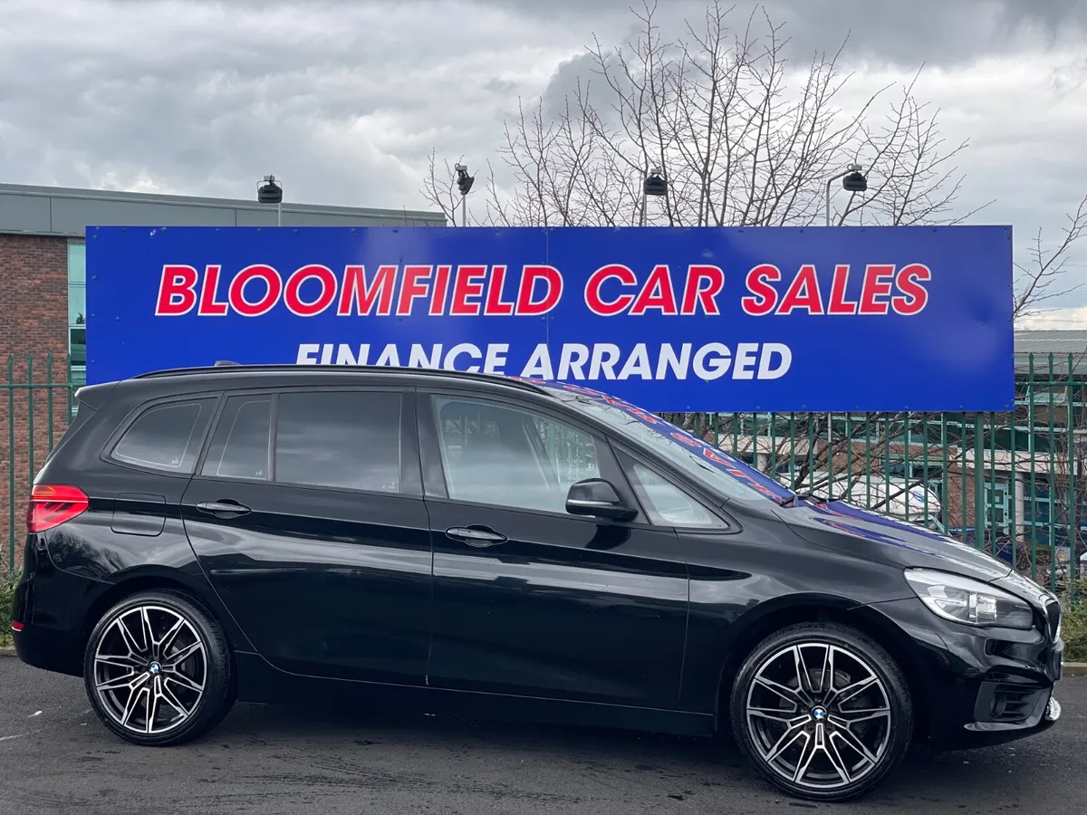 BMW 2-Series 2015, 7 SEATER 4DR AUTO, NEW NCT
