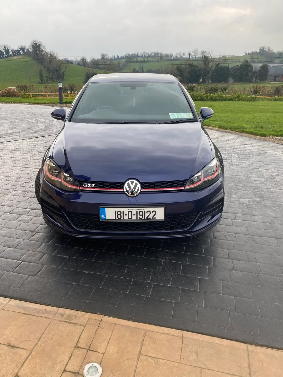 Volkswagen Golf M7.5 2.0 GTI Performance 230BHP