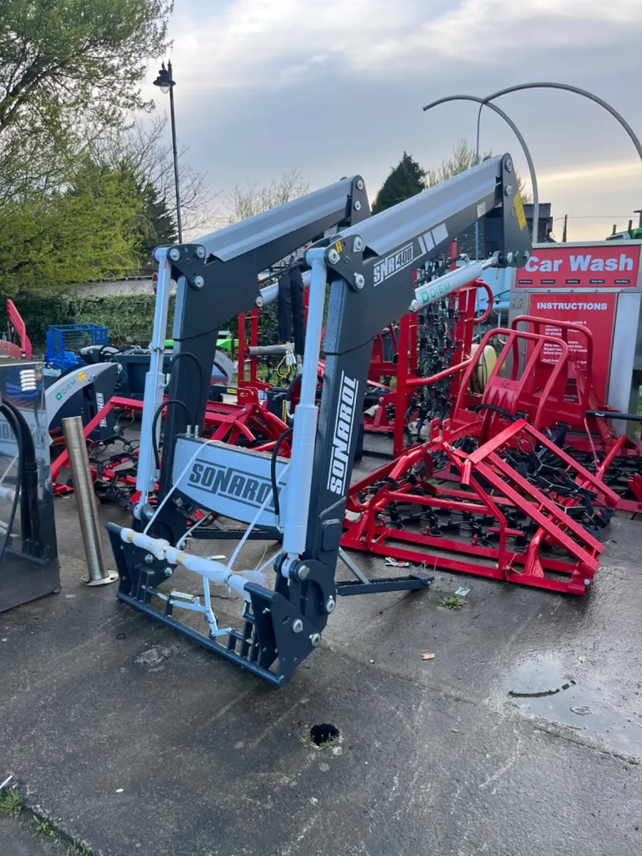 Loader to suit John Deere 6920 - Image 4