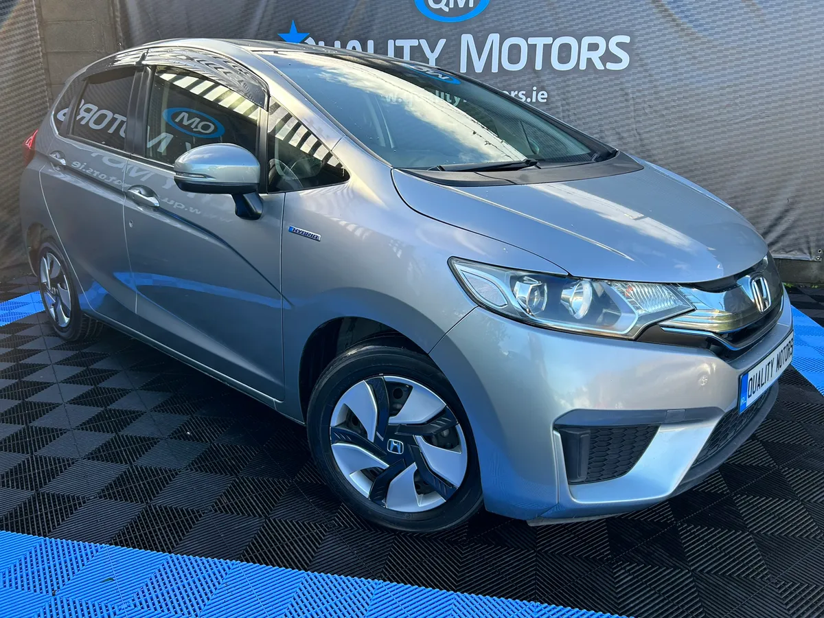 2014 HONDA FIT 1.5 AUTO LOW MILES (S203) - Image 4