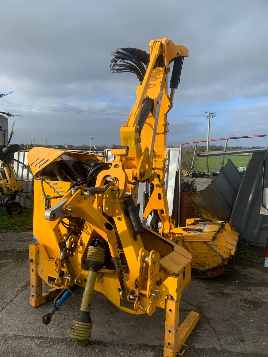 HEDGE CUTTER - Image 4