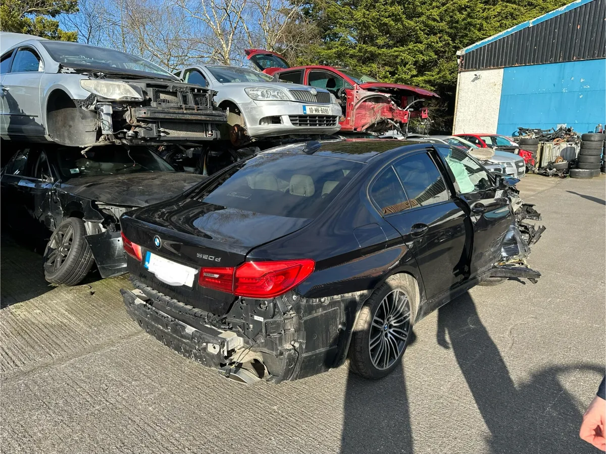 2018 BMW 520D BREAKING G30 - Image 3